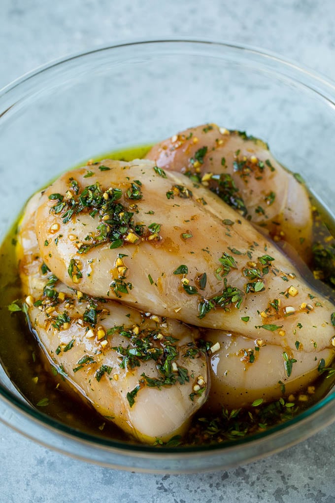 Grilled Chicken Breast Recipe | Marinated Chicken Breast | Chicken Marinade #chicken #grilling #marinade #summer #dinner #edsug Chicken breasts coated in garlic, herbs, lemon, soy sauce and olive oil.