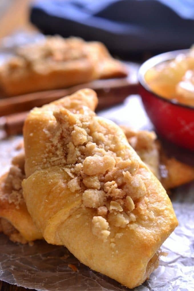 Apple Pie Crescent Rolls