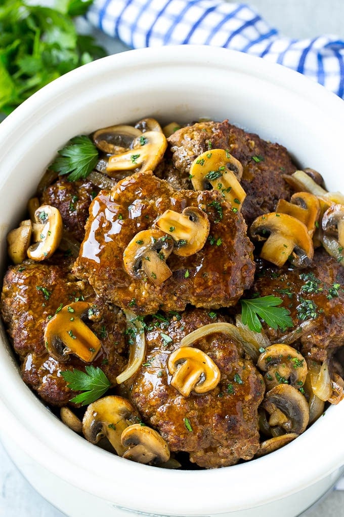 Slow Cooker Salisbury Steak Recipe | Homemade Salisbury Steak | Salisbury Steak from Scratch #steak #beef #salisbury #salisburysteak #slowcooker #crockpot #dinner #edsug Slow cooker salisbury steak with mushroom, gravy and onions.