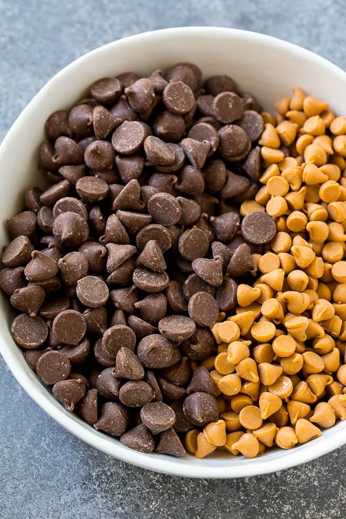 Haystack Cookies Recipe | No Bake Cookies | Chow Mein Noodle Cookies #nobakecookies #cookies #recipe #chocolate #edsug A mixing bowl of milk chocolate and butterscotch chips.