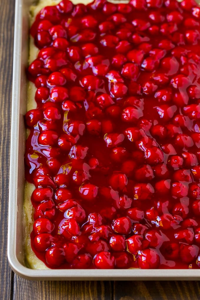 Cherry Bars Recipe | Cherry Pie Bars | Cherry Cookies | Bar Cookies #cookies #bars #cherry #baking #dessert #sweets #edsug Filling spread over a cookie crust.
