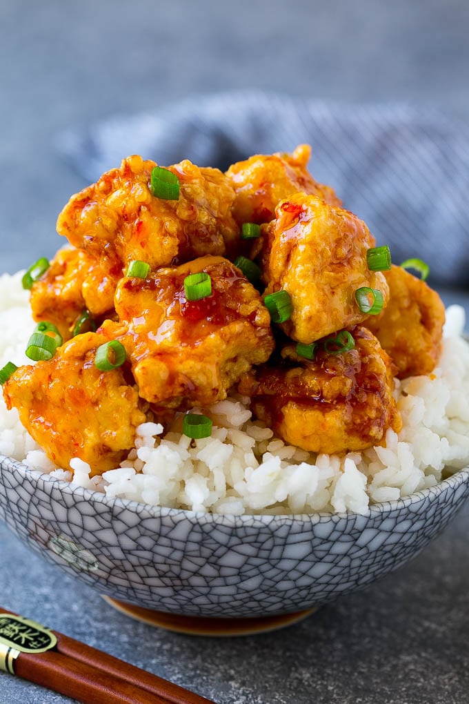 Sweet Chili Chicken Recipe | Thai Chicken | Asian Chicken #chicken #thaifood #chili #dinner #edsug Sweet chili chicken served over steamed rice.