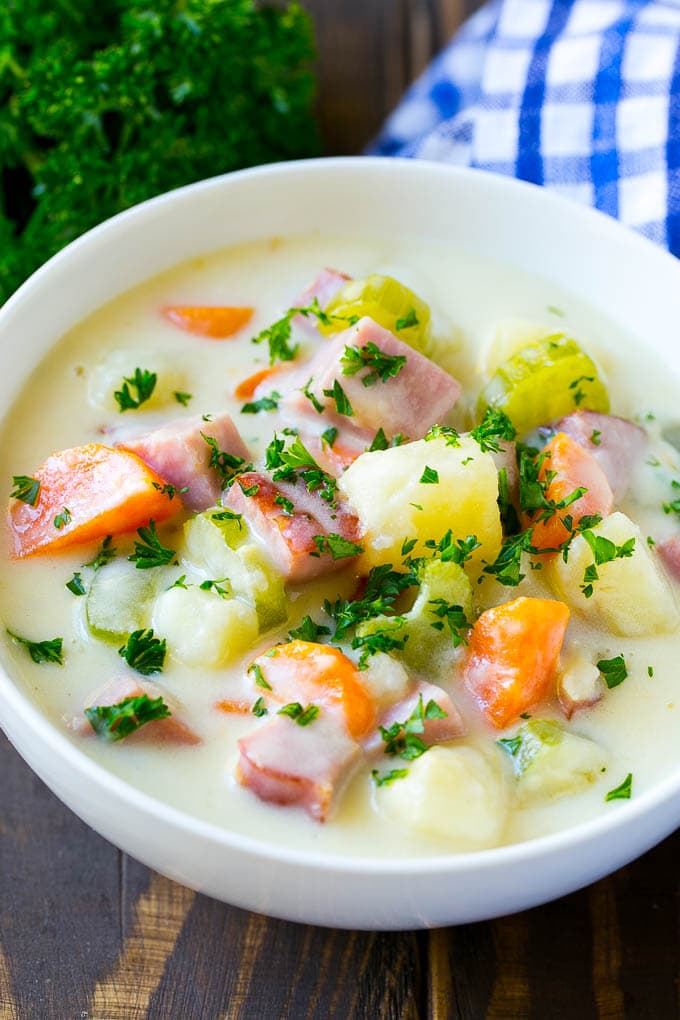 Ham and Potato Soup | Ham Soup | Potato Soup #soup #ham #potato #dinner #comfortfood #edsug A bowl of ham and potato soup loaded with veggies in a creamy broth.