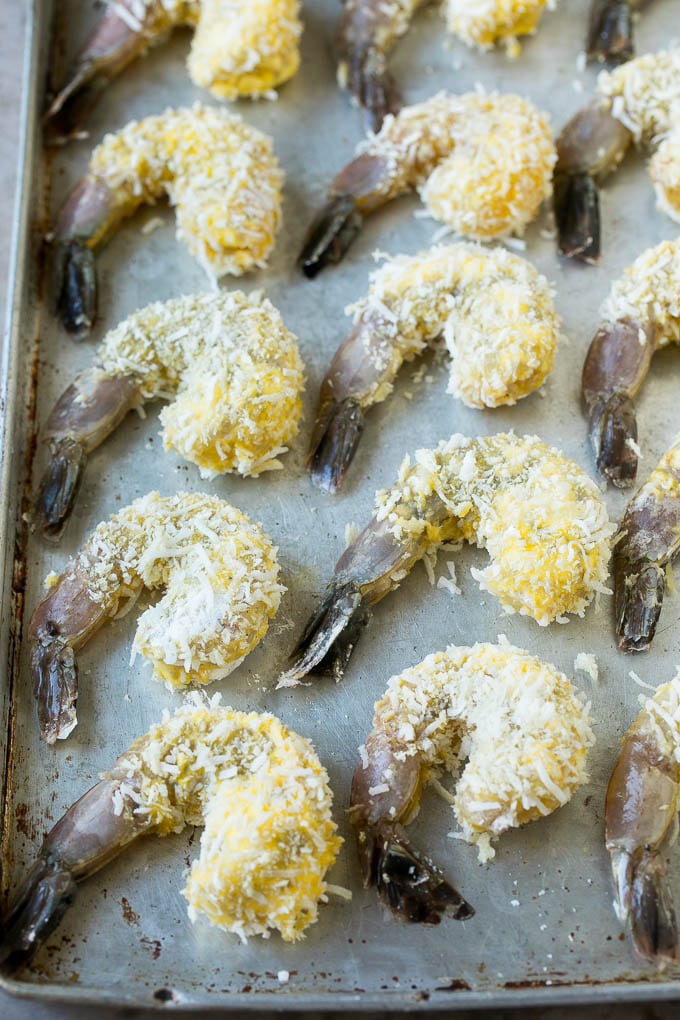Coconut Shrimp Recipe | Fried Shrimp | Shrimp Appetizer #shrimp #coconut #appetizer #seafood #dinner #edsug Raw shrimp coated with breadcrumbs and shredded coconut.