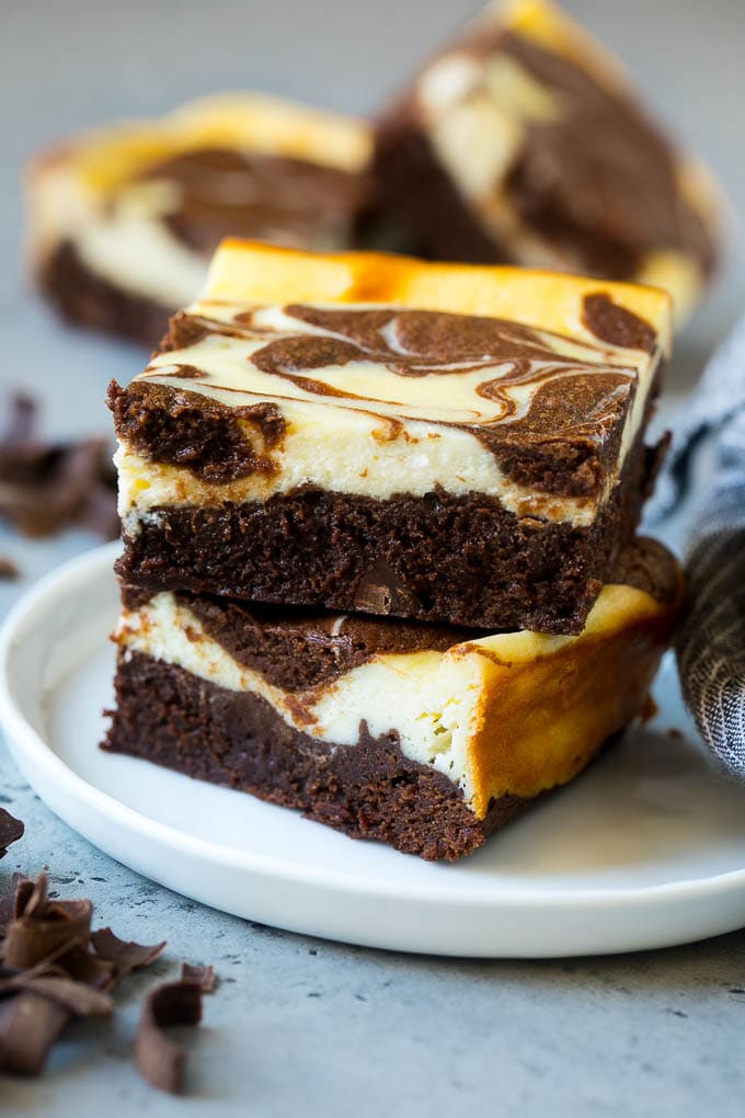 Cheesecake Brownies Recipe | Cream Cheese Brownies | Homemade Brownies #brownies #cheesecake #chocolate #dessert #edsug Cheesecake brownies with a rich brownie base and cream cheese topping.