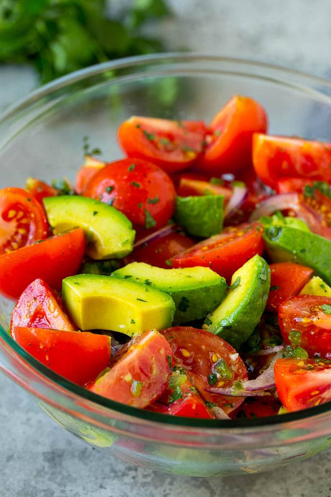 Tomato Avocado Salad Recipe | Avocado Salad | Tomato Salad #salad #tomato #avocado #glutenfree #cleaneating #dinner #edsug #healthy Avocado salad with tomatoes and red onion.