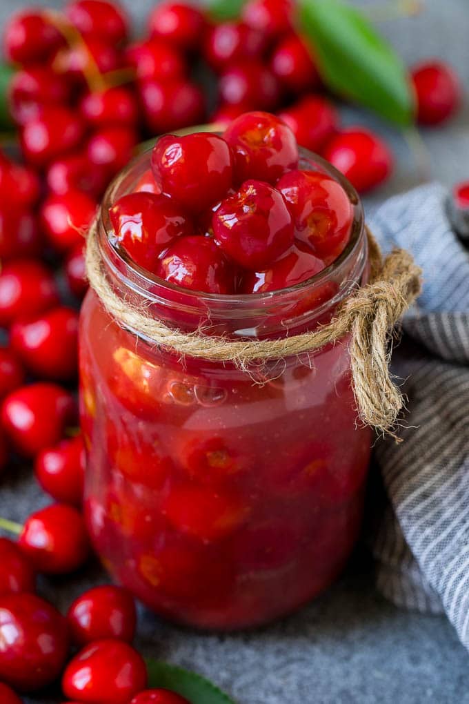 Cherry Pie Filling Recipe #pie #cherries #dessert #sweets #edsug #summer Cherry pie filling in a mason jar.