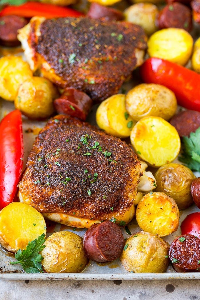 Spanish Chicken Recipe | Sheet Pan Meal | Chicken and Potatoes #spanishfood #chicken #sausage #potatoes #dinner #edsug Spanish chicken thighs with chorizo and potatoes.