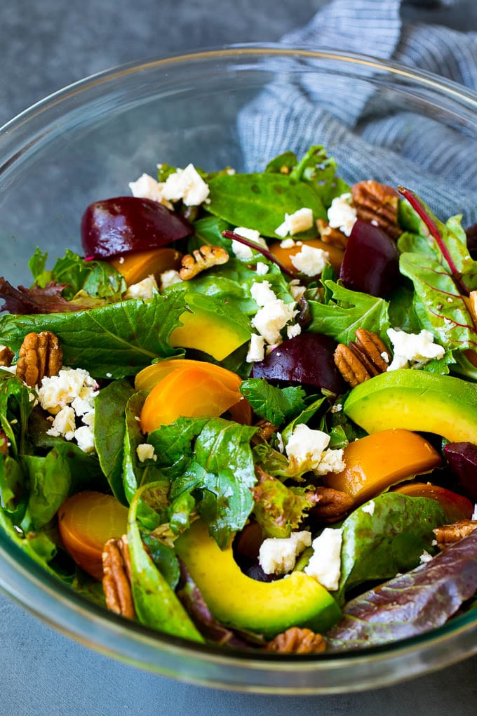 Beet Salad Recipe #beets #avocado #feta #salad #dinner #edsug Beet salad with mixed greens, feta cheese and avocado.