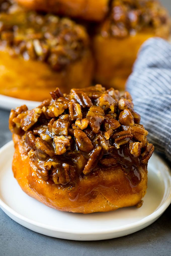 Sticky Buns Recipe | Sweet Rolls | Cinnamon Rolls #breakfast #brunch #cinnamon #pecans #edsug #bread Sticky buns topped with caramel and pecans.