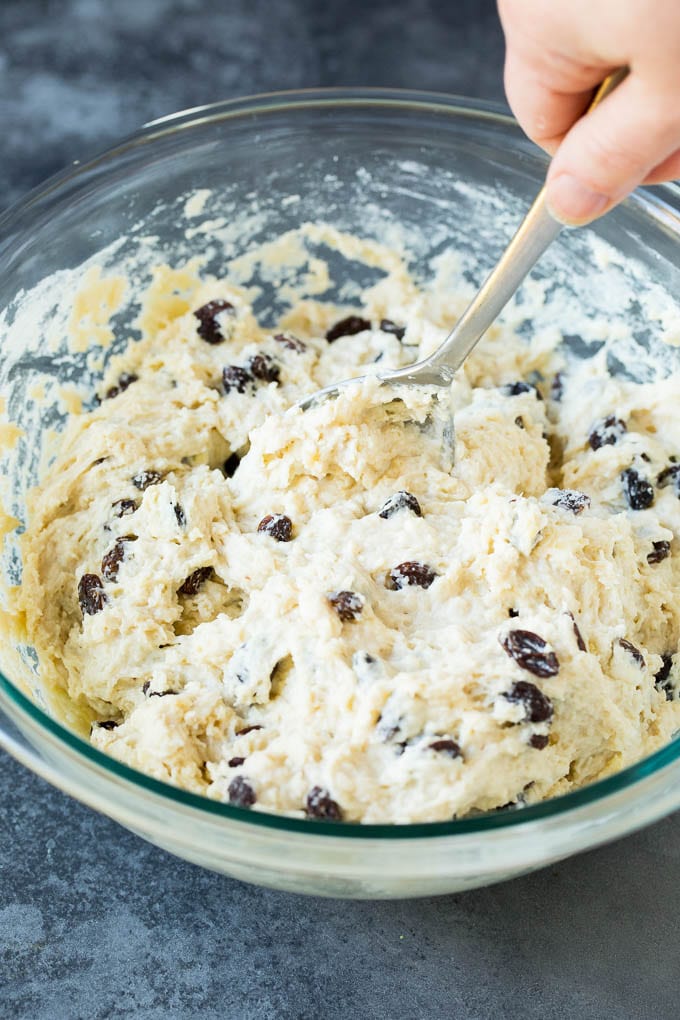Irish Soda Bread Recipe #bread #baking #stpatricksday #sidedish #edsug A bowl of buttermilk bread dough.