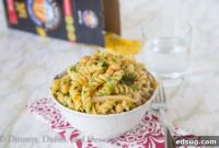 Vibrant Middle Eastern Pasta Salad