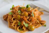 Zesty Spanish Olive Spaghetti