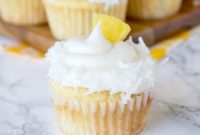 Tropical Pineapple Coconut Cupcakes