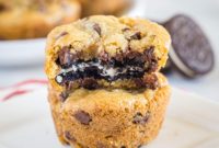 Chocolate Chip Cookies with an Oreo Center