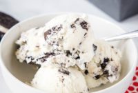 Indulgent Cookies and Cream Treat