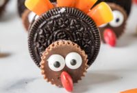 Thanksgiving Oreo Turkeys