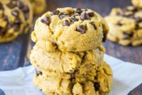 Spiced Chewy Pumpkin Chocolate Chip Cookies