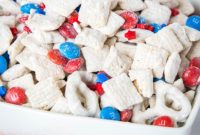 Patriotic Muddy Buddies