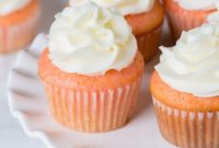 Luscious Strawberry Almond Cupcakes