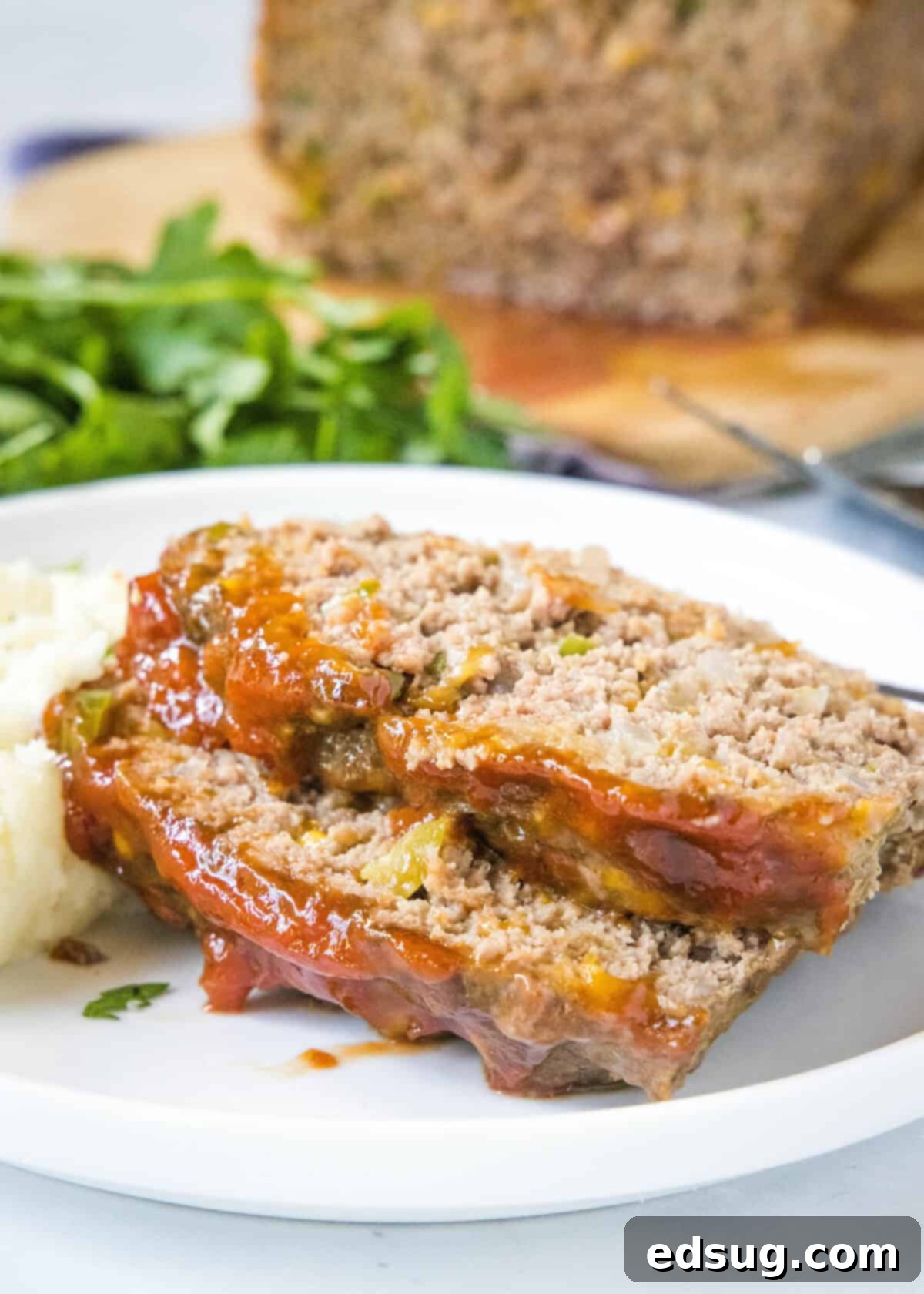 Cracker Barrel Homestyle Meatloaf 6 cracker barrel meatloaf on a plate