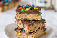 Easy No-Bake Monster Cookie Bars