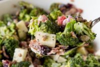 Refreshing Apple Broccoli Salad