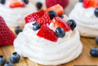Easy Mini Pavlova Recipe
