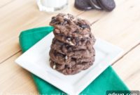 Chocolate N Cream Chunk Cookies
