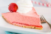 Effortless No Bake Strawberry Jello Pie