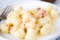 Creamy Cauliflower Gnocchi Carbonara