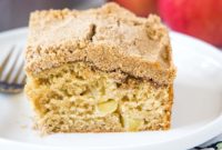 Autumn Apple Crumb Cake