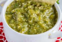 Vibrant Homemade Tomatillo Salsa