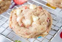 Luscious Strawberry Cookies