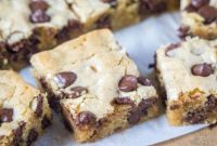 Chewy Golden Chocolate Chip Bars
