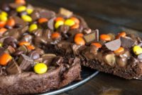 Decadent Brownie Pizza
