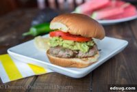 Spicy Jalapeno Turkey Burgers