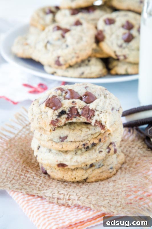 Decadent Oreo Pudding Cookies 4 Super soft pudding cookies made with oreo pudding mix