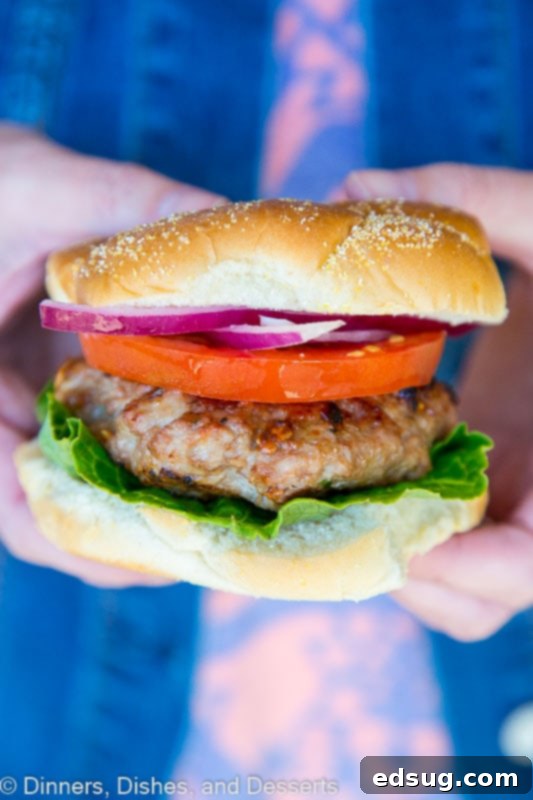 Best Turkey Burger Recipe - make your turkey burgers super juicy and tender with this foolproof recipe. Perfect for grilling season or even in the middle of winter.  Best Turkey Burger Recipe