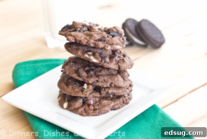 Cookies n' cream chunk cookies Cookies n' cream chunk cookies