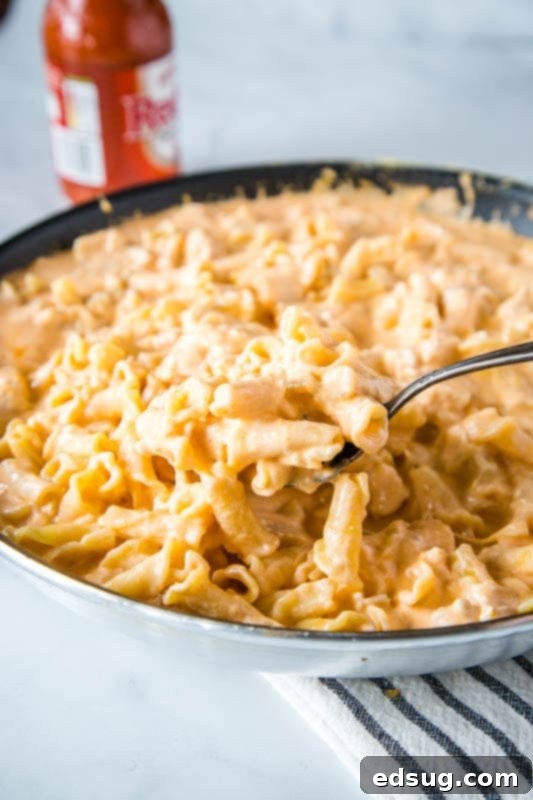 Creamy Buffalo Chicken Pasta 3 Easy stovetop pasta that has all the flavors of your favorite buffalo chicken wings