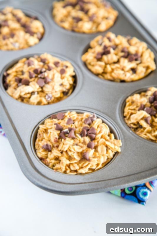 Grab-and-Go Oatmeal Cups 2 Easy make ahead oatmeal cups are a great breakfast