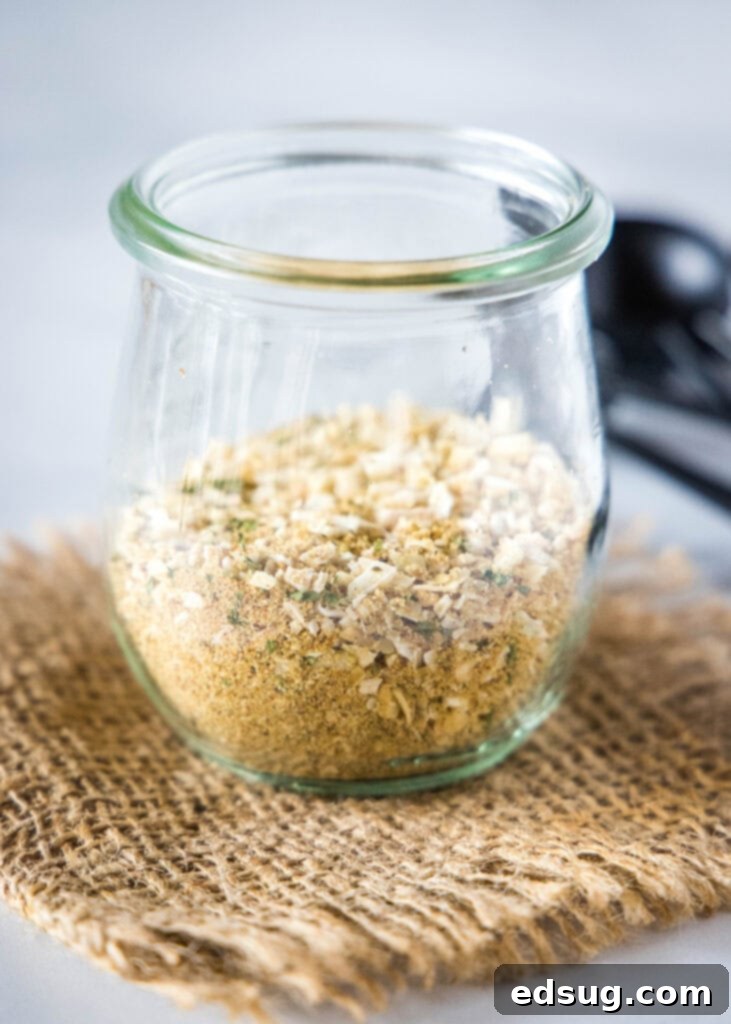 Homemade Onion Soup Mix 3 looking at onion soup mix in a jar