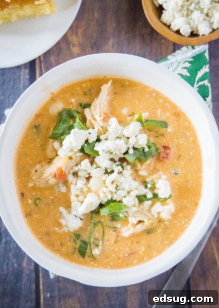 Buffalo Chicken Chili 4 buffalo chicken chili in a white bowl