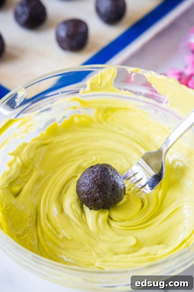 Grinch's Heart Melters 4 dipping oreo truffles in green chocolate