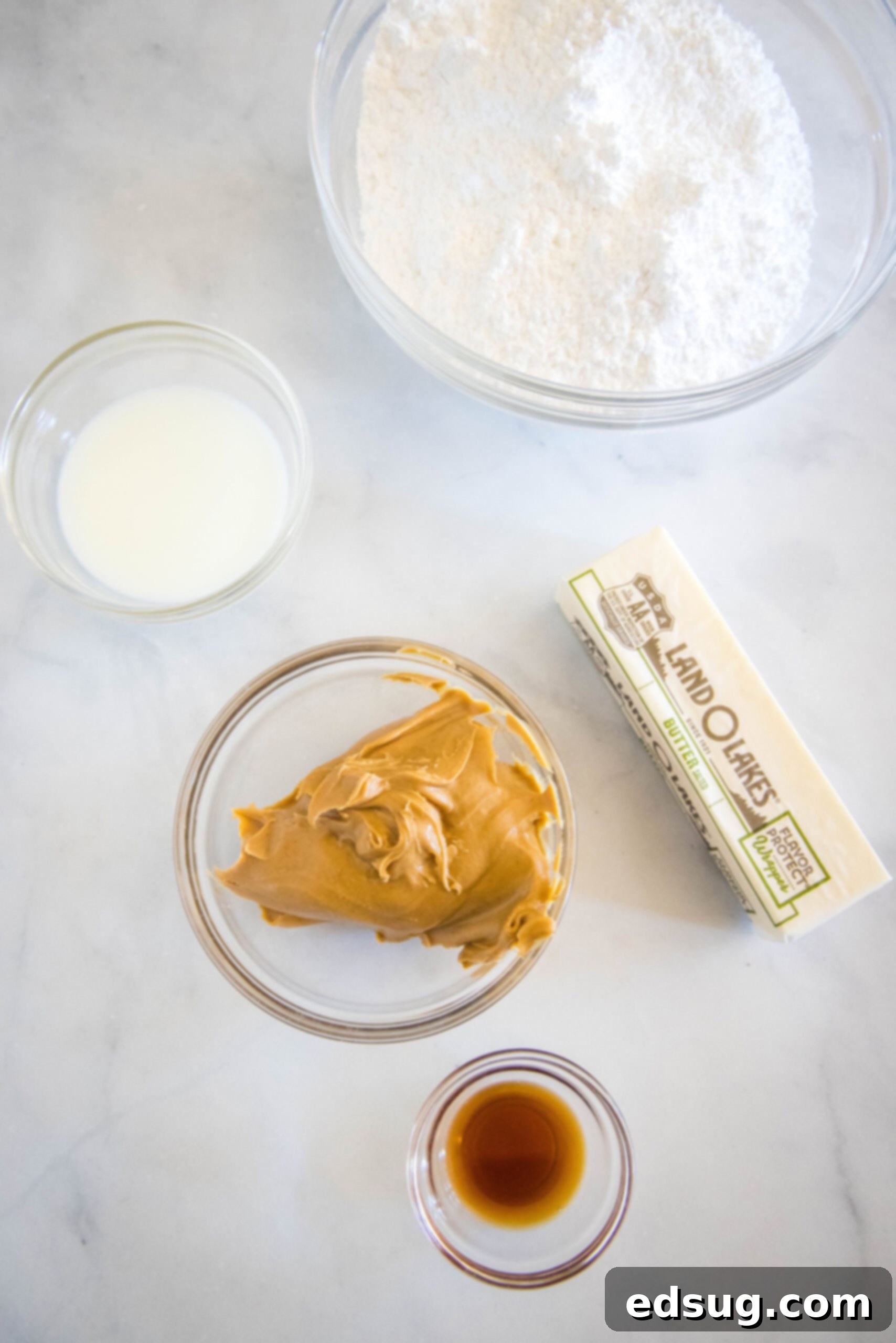 Homemade peanut butter frosting is smooth, creamy, and perfect for decorating cakes and cupcakes. Ready in minutes with just 5 ingredients! Ingredients for peanut butter frosting.
