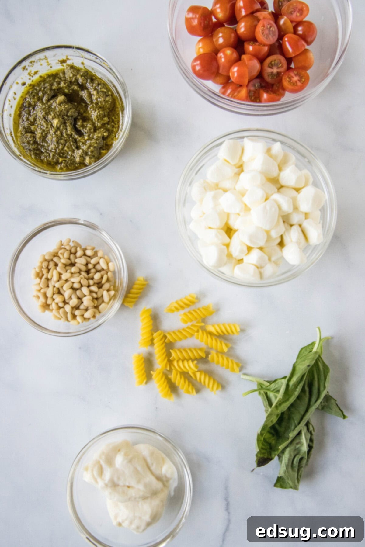 pesto pasta salad ingredients