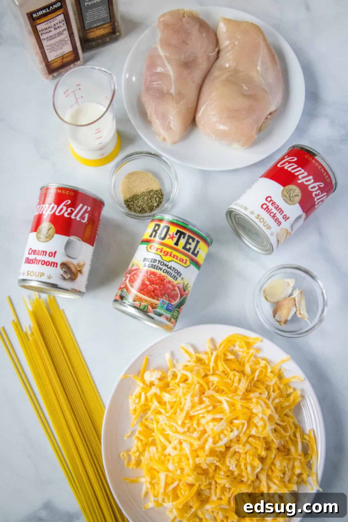 Effortless Slow Cooker Chicken Spaghetti 3 crockpot spaghetti ingredients