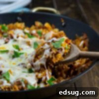 Pizza Pasta Skillet – turn pizza night into a 20 minute, super easy pasta dinner that everyone will go crazy for. 